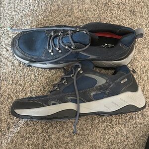 Rockport Hydro shield Blue and Gray Athletic Shoes with Cushioned Sole nwot